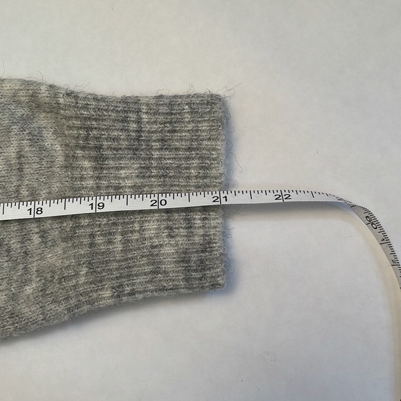 Envii Wool & Alpaca Blend Light Gray Sweater (S/M) - Picture 9 of 11